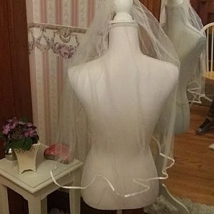 Brand new white veil 30" long satin hem tulle #3